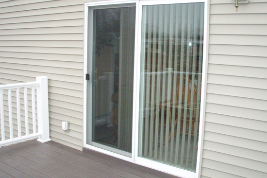 Estero-screen-door-repair